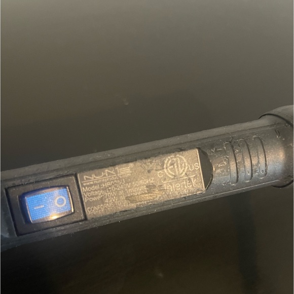 Nume 32mm Curling Wand - Picture 2 of 2